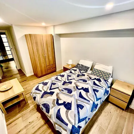Habitaciones Bilbao Бильбао